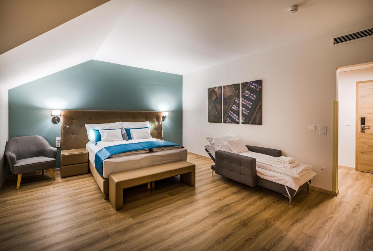 Kistuecsoek Food & Room Balatonszárszó 외부 사진